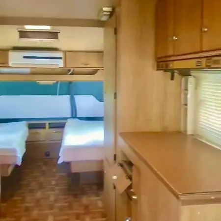 Hacienda Caravan