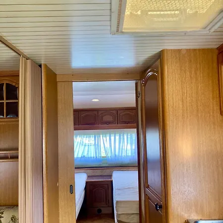 Hacienda Caravan *