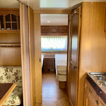 Κάμπινγκ Hacienda Caravan