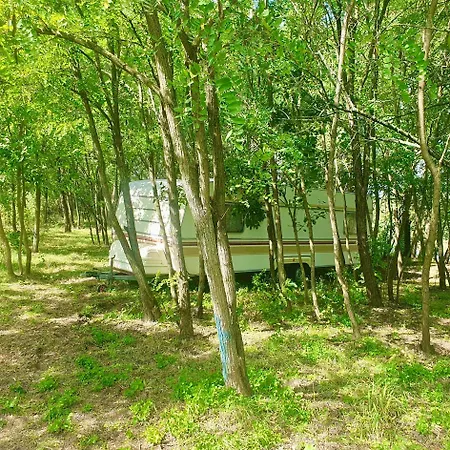 Κάμπινγκ Hacienda Caravan *