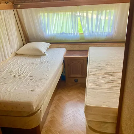 Κάμπινγκ Hacienda Caravan