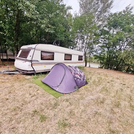 Kemping Hacienda Caravan